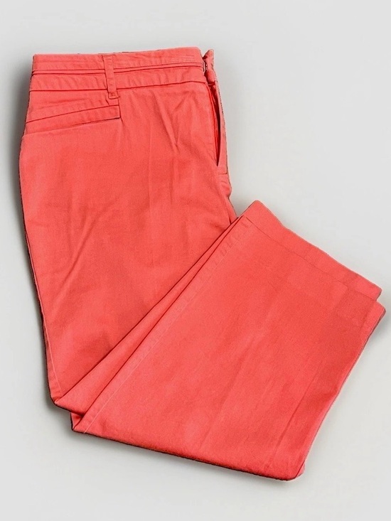 Relativity Pants - Relativity Coral/Salmon Straight Leg Capri Pants, Size 8P